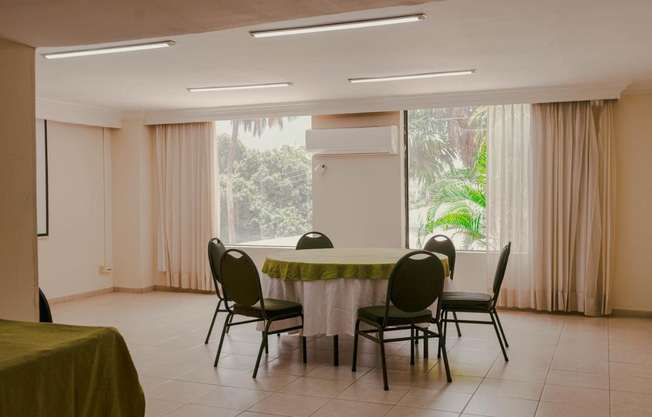 Hotel Faranda Express Puerta Del Sol Barranquilla, A Member Of Radisson Individuals Barranquilla  Eksteriør billede