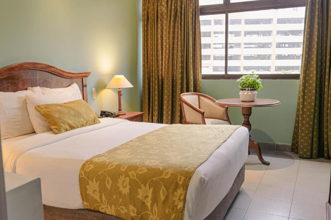 Hotel Faranda Express Puerta Del Sol Barranquilla, A Member Of Radisson Individuals Barranquilla  Eksteriør billede