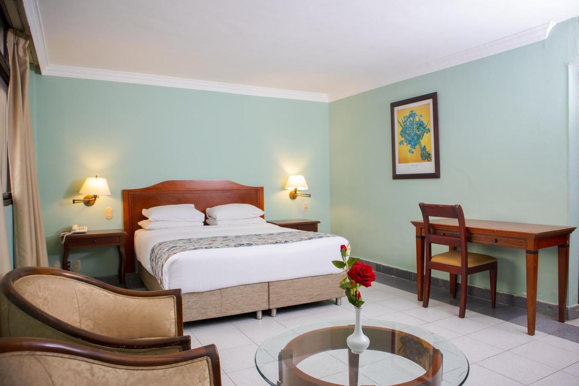 Hotel Faranda Express Puerta Del Sol Barranquilla, A Member Of Radisson Individuals Barranquilla  Eksteriør billede