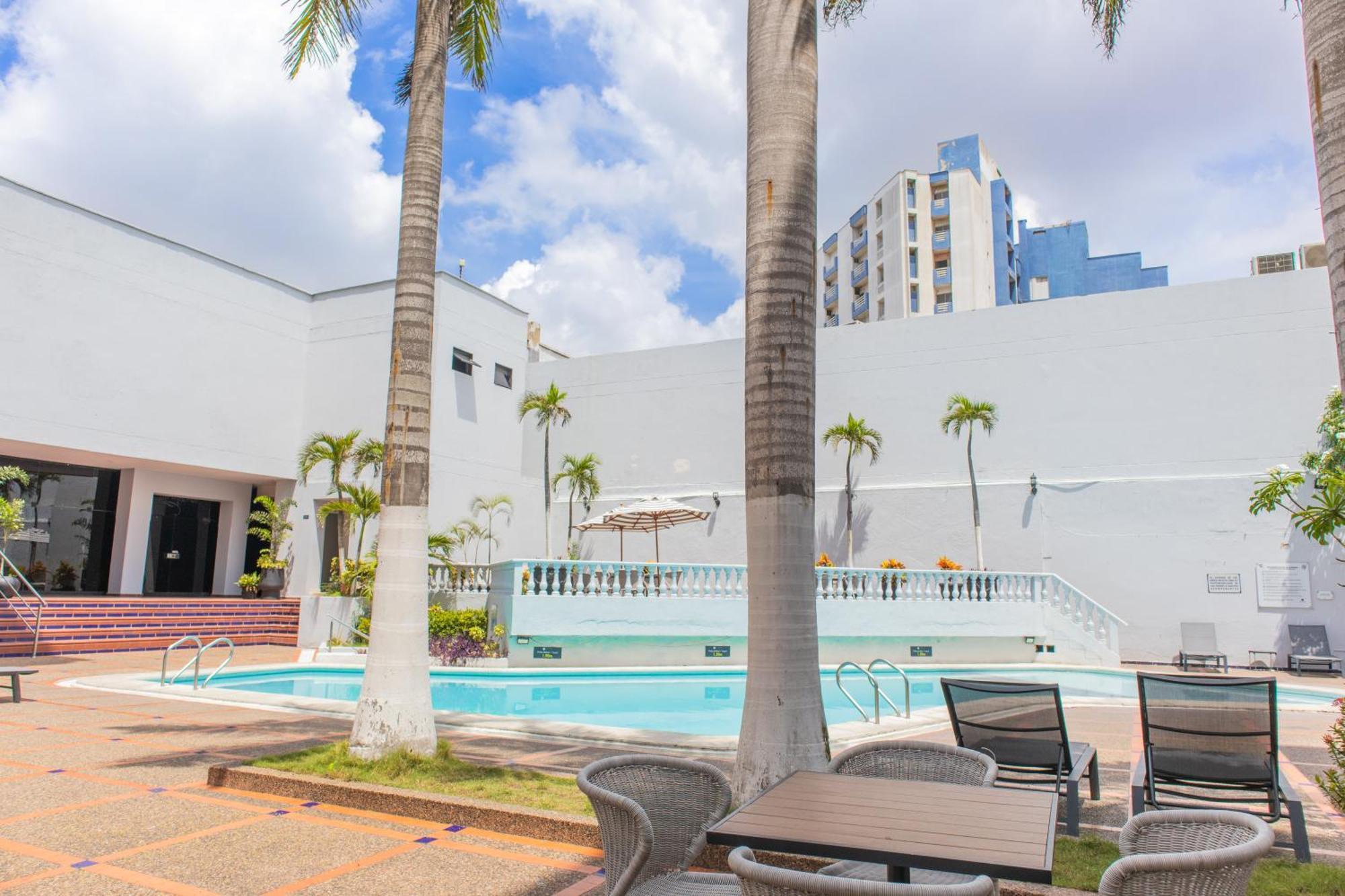 Hotel Faranda Express Puerta Del Sol Barranquilla, A Member Of Radisson Individuals Barranquilla  Eksteriør billede