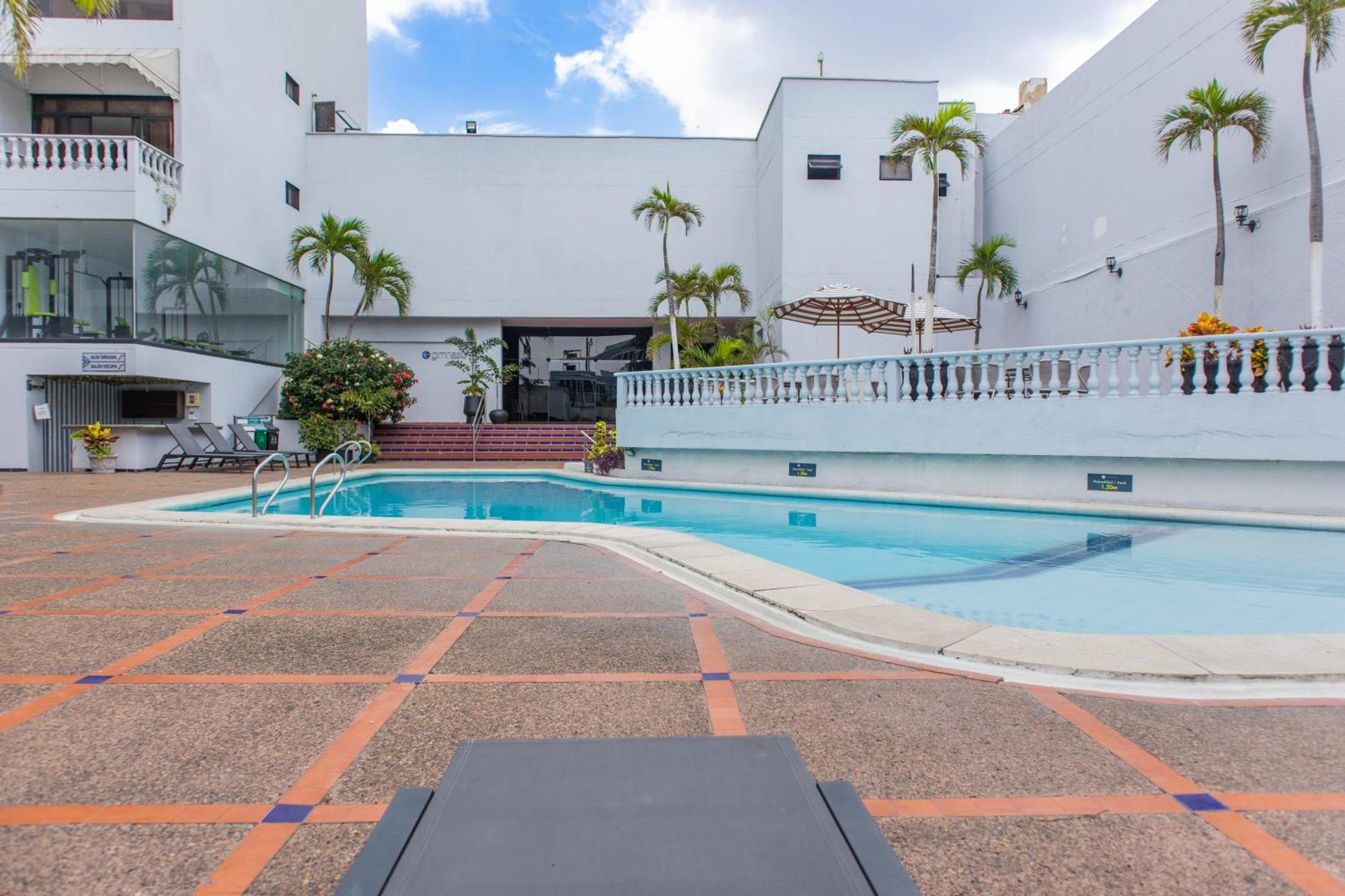 Hotel Faranda Express Puerta Del Sol Barranquilla, A Member Of Radisson Individuals Barranquilla  Eksteriør billede