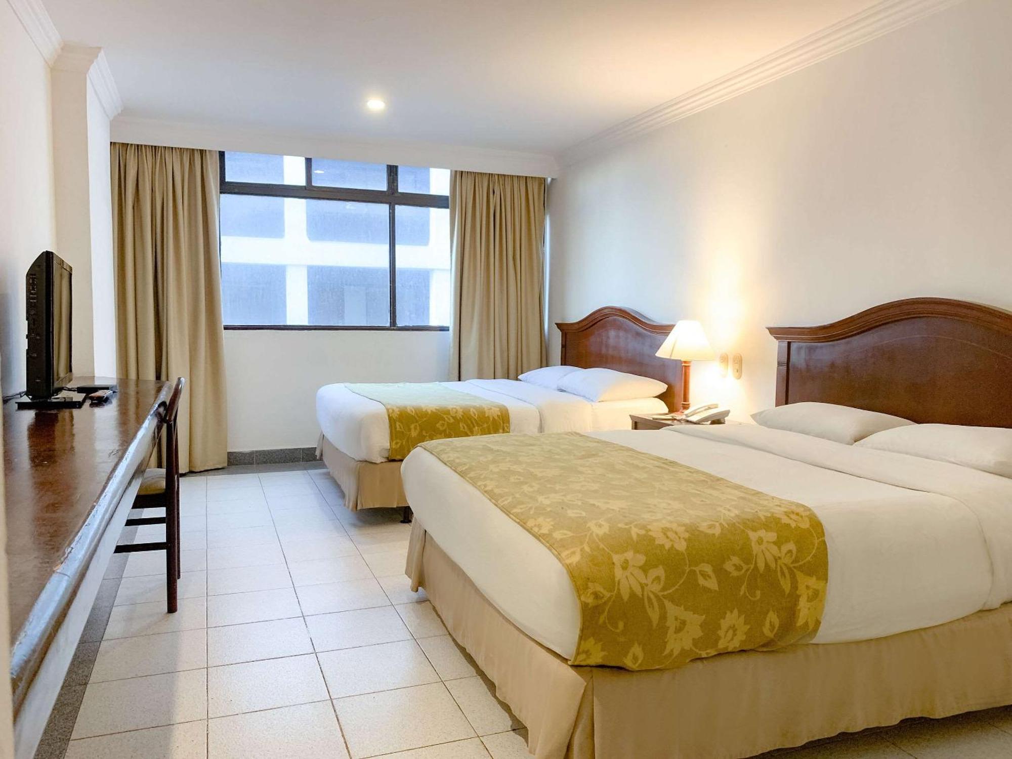 Hotel Faranda Express Puerta Del Sol Barranquilla, A Member Of Radisson Individuals Barranquilla  Eksteriør billede
